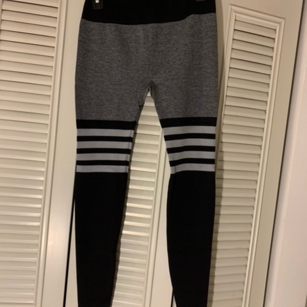 Amazon- Size Large- Striped Leggings